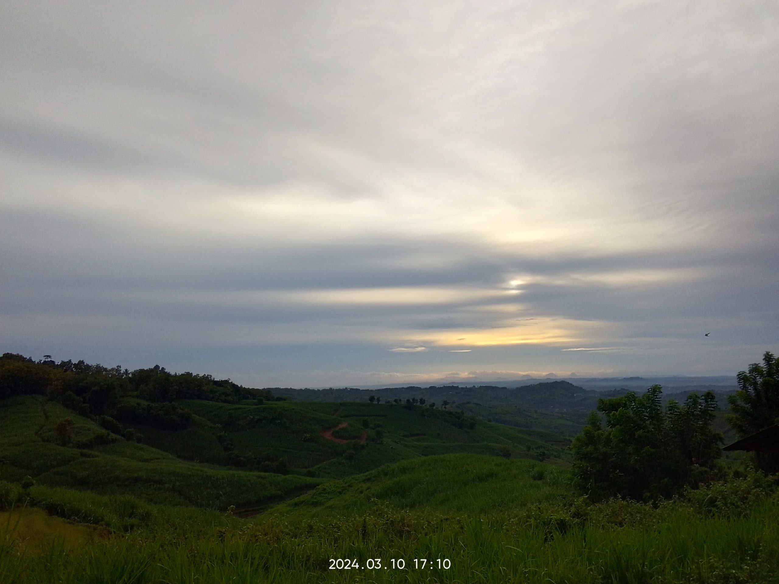 Apakah yang Engkau Ketahui tentang Ihsan? (Sajak)